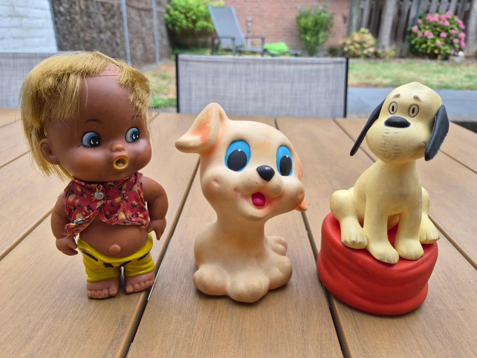 Vintage speelgoed: pop en 2 honden o.a. Wum hondje, Ophalen of Verzenden, Gebruikt, Jongen of Meisje