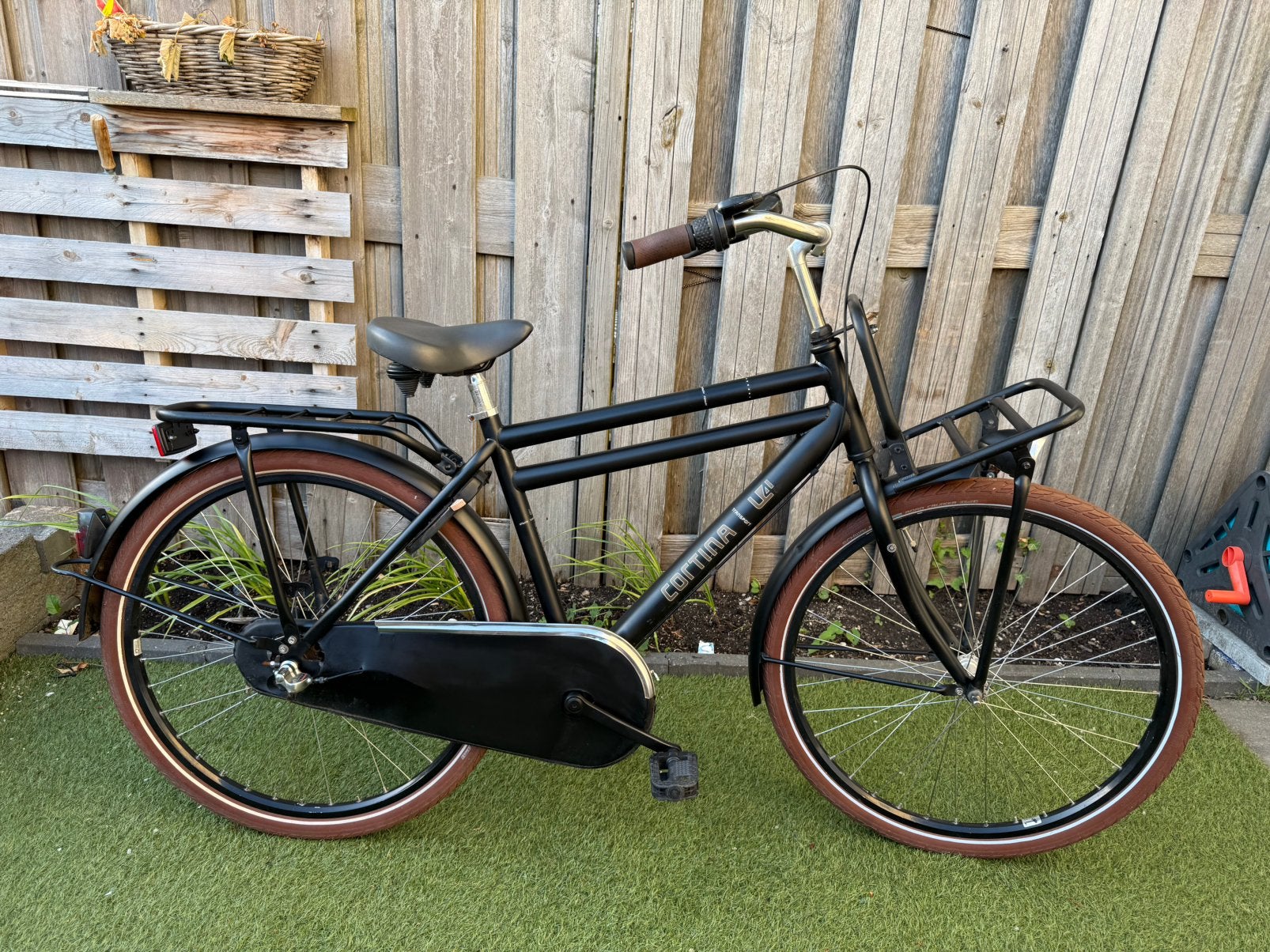 Cortina u4 26 inch transportfiets, Fietsen en Brommers, Ophalen of Verzenden, Gebruikt, 26 inch of meer, Versnellingen
