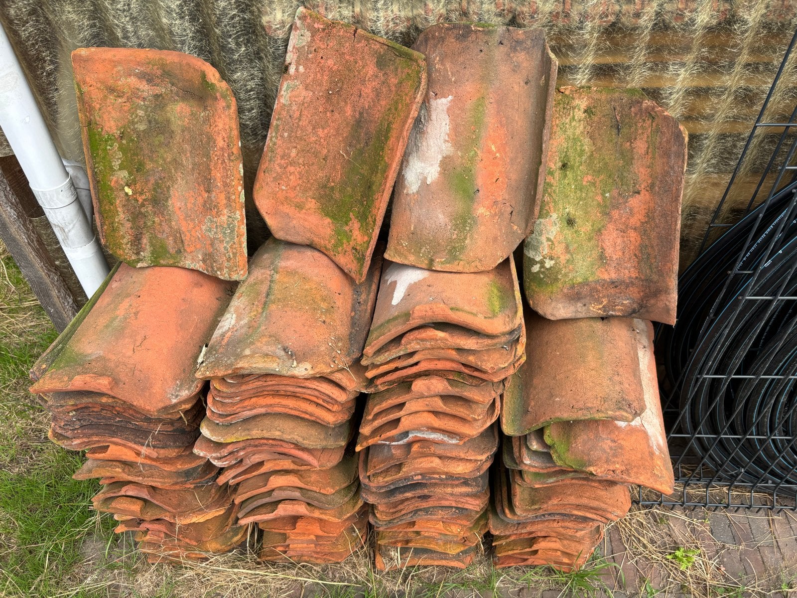 Oud Hollandse rode dakpannen 120stuks, Ophalen, Gebruikt, Steen of Klei, 15 m² of meer