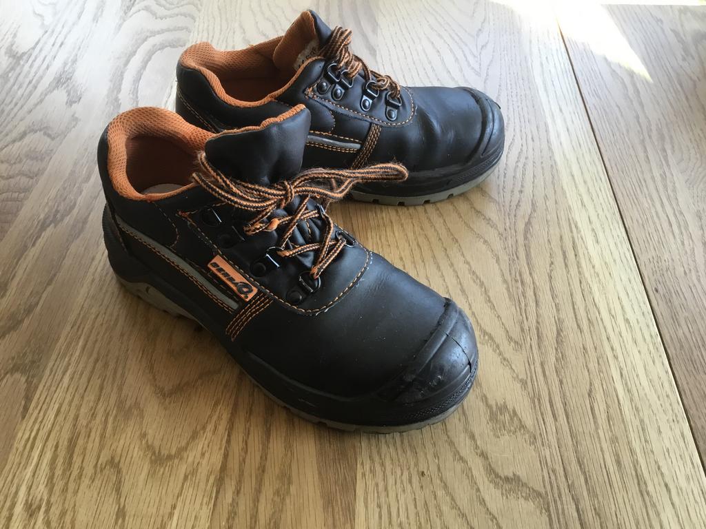 Veiligheidsschoenen maat 35 Gerba, Ophalen of Verzenden, Zo goed als nieuw