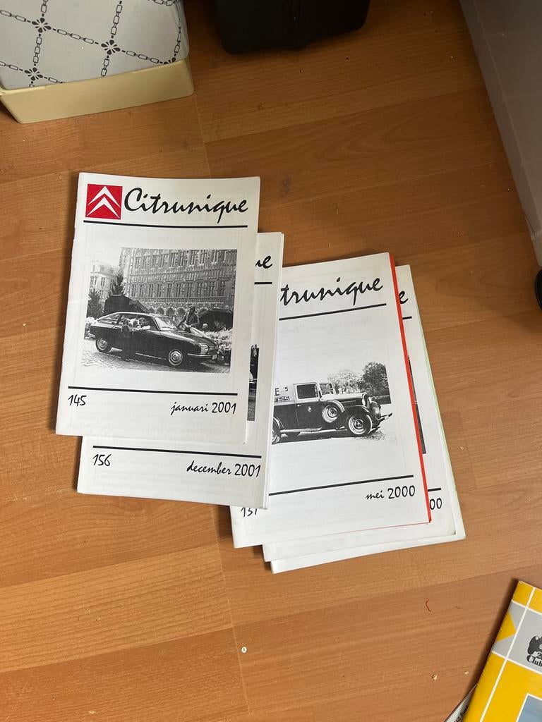Citrunique tijdschriften 2000-2001, Boeken, Auto's | Boeken, Gelezen, Citroën, Ophalen of Verzenden