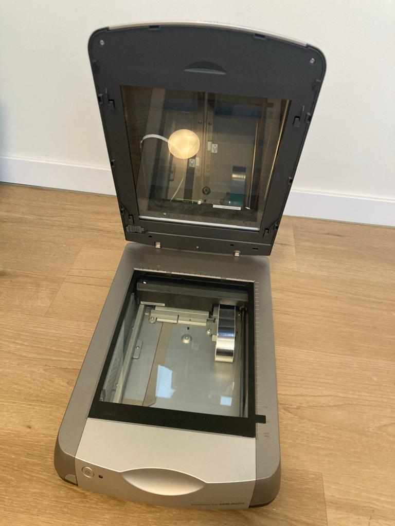 Epson Perfection 4990 Photo Scanner met accessoires, Computers en Software, Scanners, Ophalen, Zo goed als nieuw, Flatbedscanner