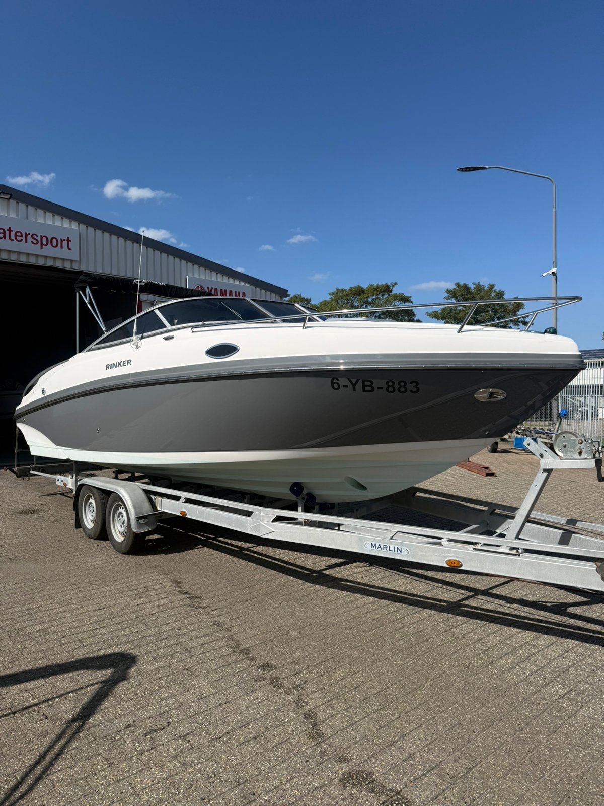 Rinker 246 Captiva, Watersport en Boten, Speedboten, Ophalen, Overige merken, Gebruikt, Binnenboordmotor