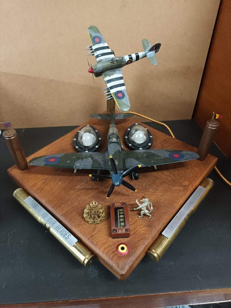 luchtmacht tribute to our heroes spitfire hawker typhoon, Verzamelen, Ophalen, Zo goed als nieuw, Overige typen