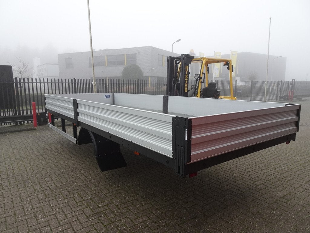 Iveco Daily 70 C 21 3.0 6100 scattolini openlaadbak montage, Auto's, Automaat, Achterwielaandrijving, Gebruikt, Euro 6