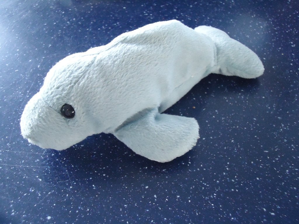 knuffeltje ,, dolfijn,,lichtgrijs 19 x 6, Overige typen, Grijs, Ophalen of Verzenden, Zo goed als nieuw