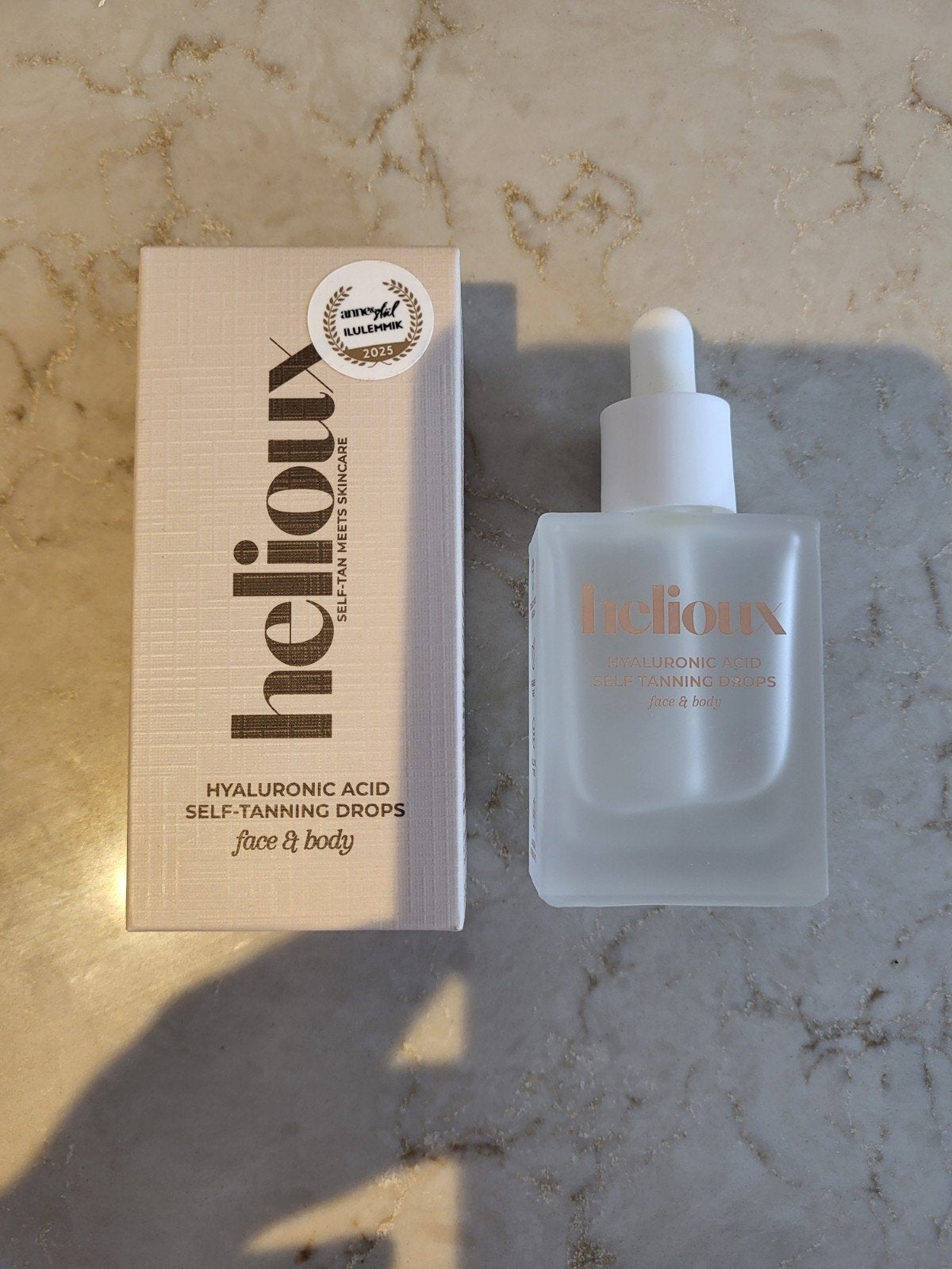 Nieuw 2 stuks Helioux Hyaluronic Acid Self Tanning Drops, Ophalen of Verzenden, Nieuw, Gehele gezicht, Verzorging