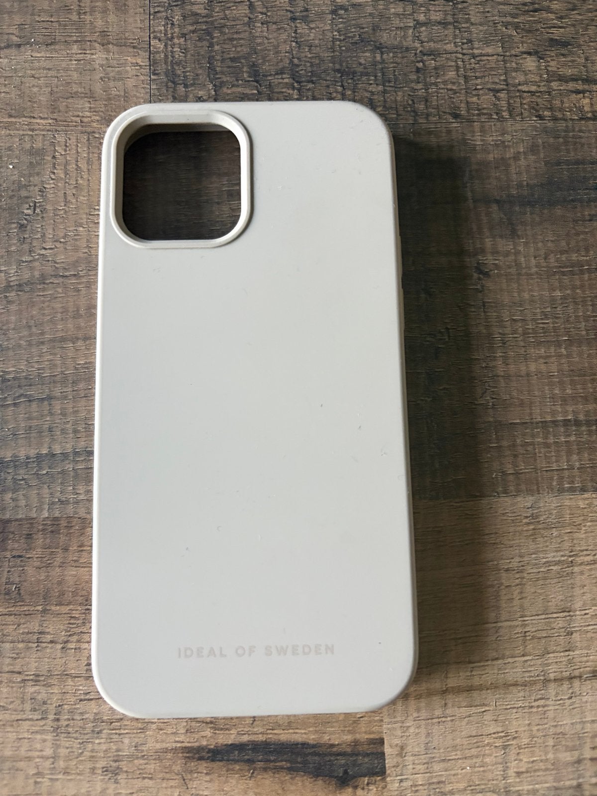 Ideal of Sweden iPhone 12/12 Pro Hoesje - Beige, Telecommunicatie, Mobiele telefoons | Hoesjes en Frontjes | Apple iPhone, Zo goed als nieuw
