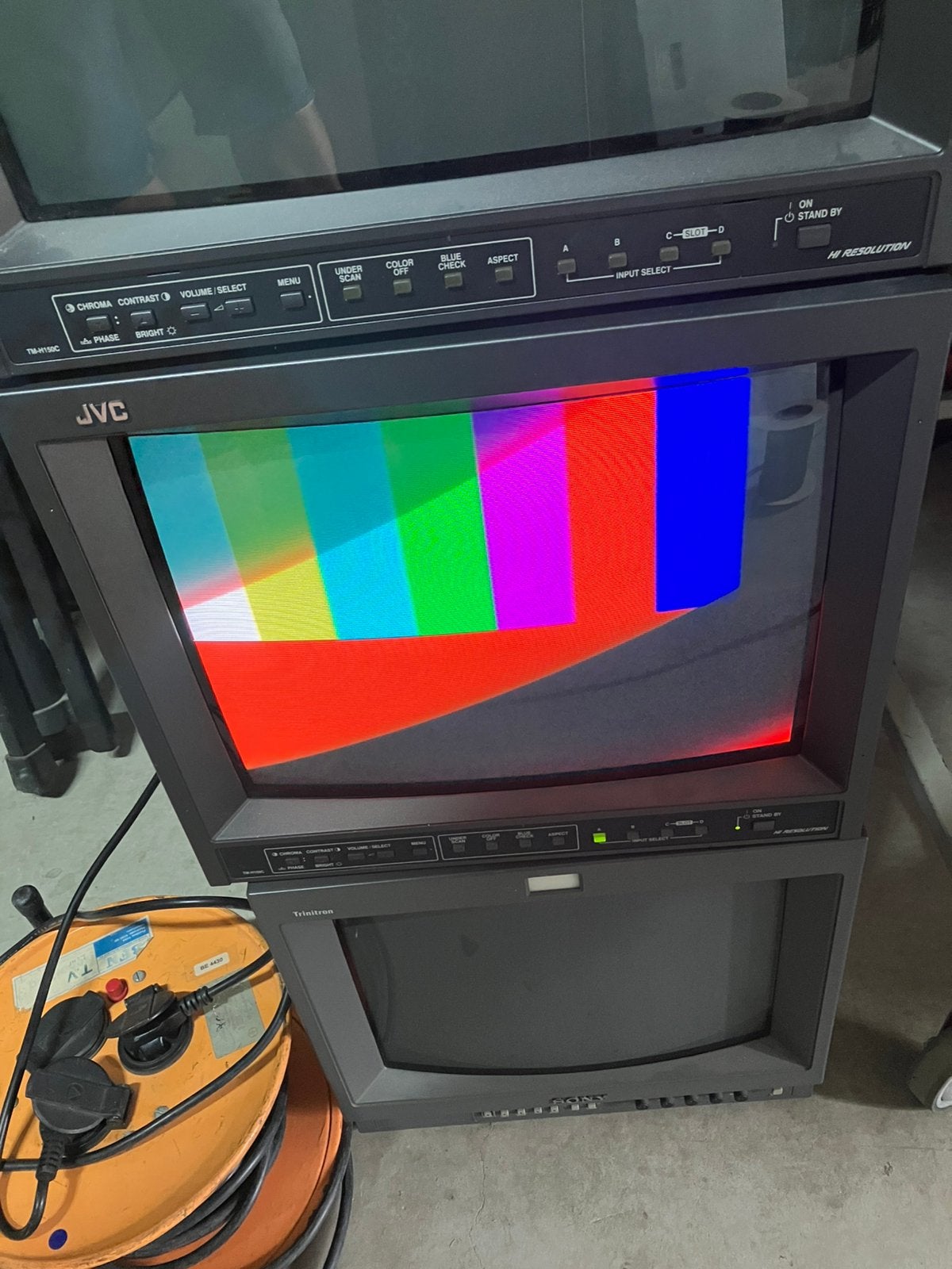 Jvc tm-h150c rgbs /comp high res gaming crt, Ophalen, Jvc, Daar, Japan