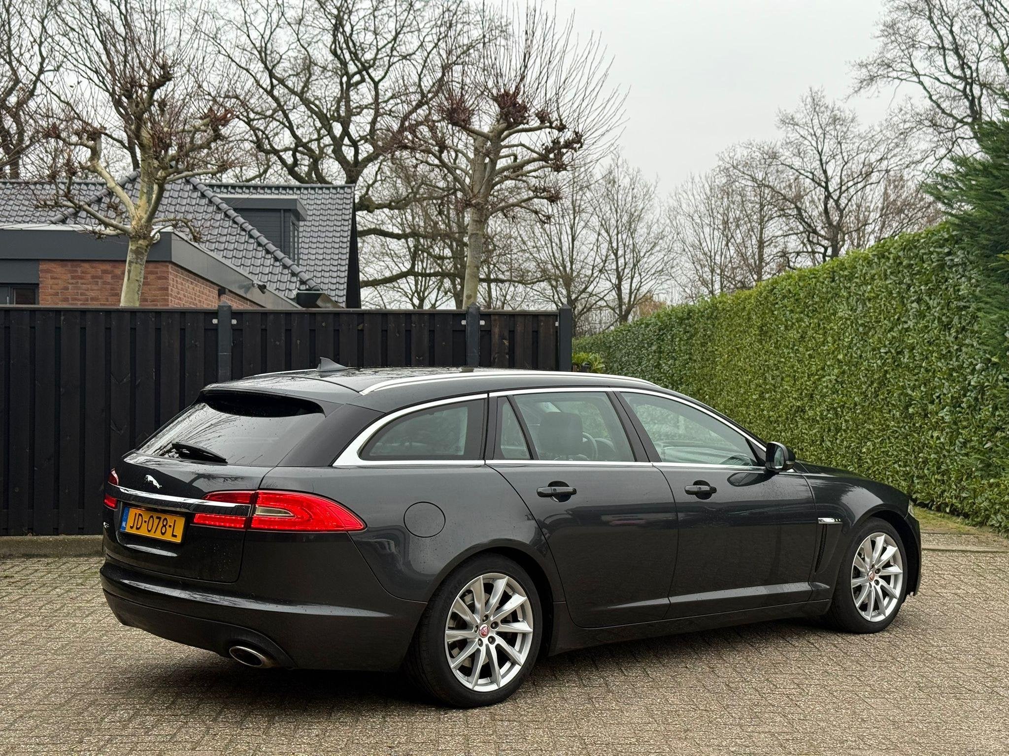Jaguar XF Sportbrake 2.2D, Auto's, Jaguar, Automaat, Euro 5, Gebruikt, 4 cilinders