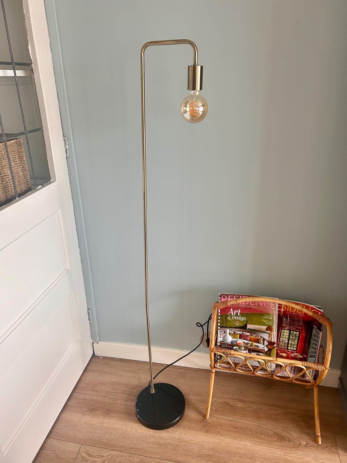 Stijlvolle vloerlamp met messing afwerking en marmeren voet, Ophalen, E27 (groot), Zo goed als nieuw, 150 tot 200 cm