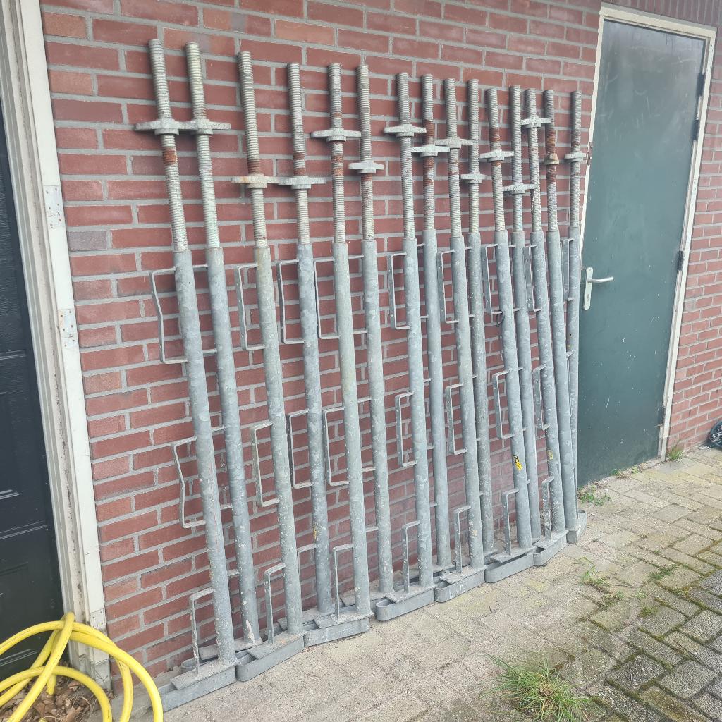klembalusters leuninghouders, Doe-het-zelf en Verbouw, Ophalen, Gebruikt, IJzer