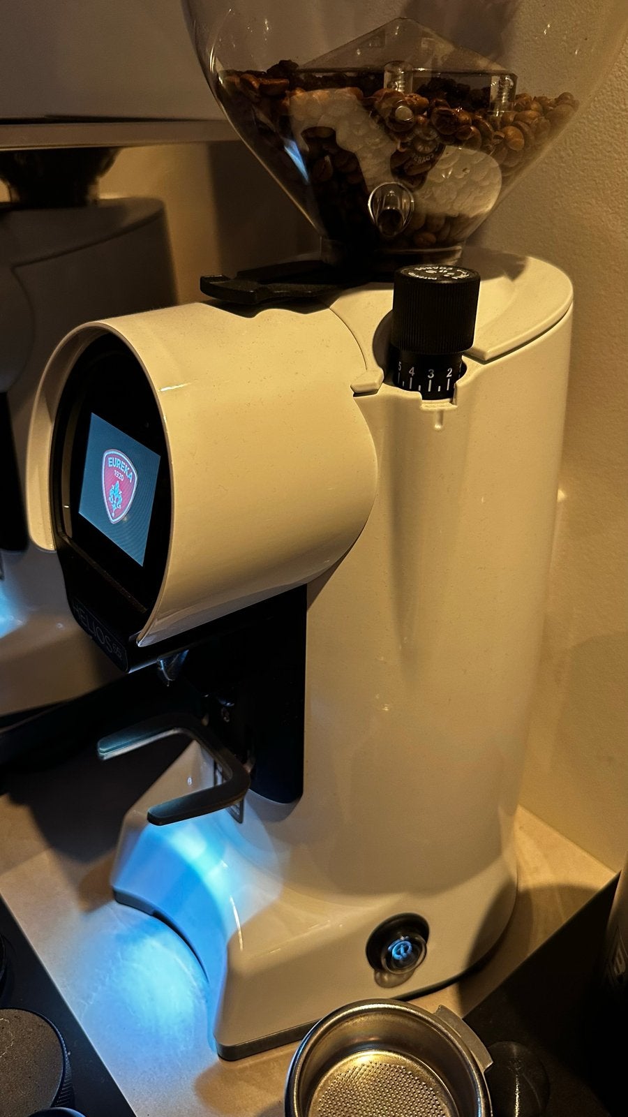 Eureka Helios 65 Koffiemolen - Zo goed als nieuw, Witgoed en Apparatuur, Koffiezetapparaten, Ophalen of Verzenden, Zo goed als nieuw