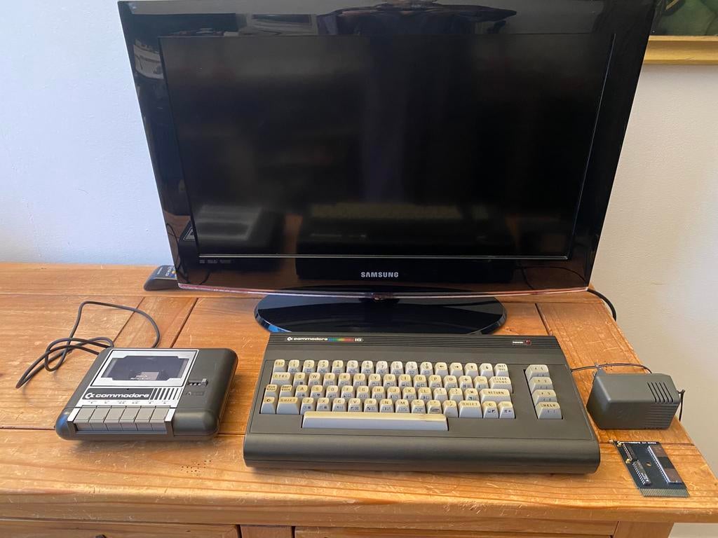 Commodore 16 (64kb),nr.3 -set met 1531,cartridge, Computers en Software, Vintage Computers, Ophalen of Verzenden