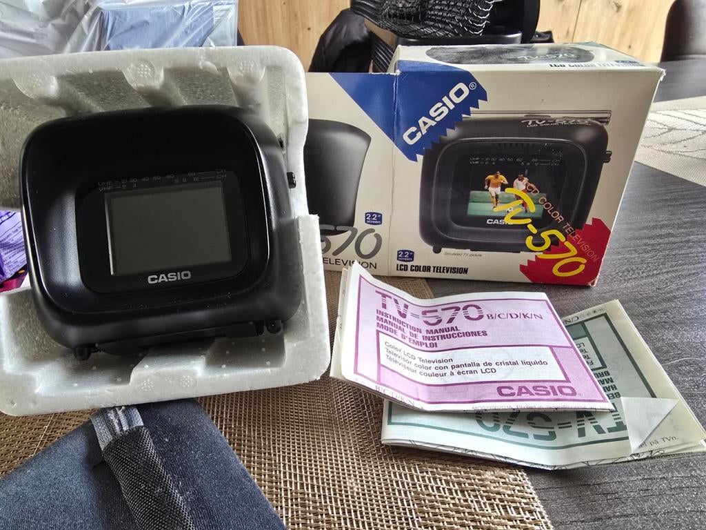 Casio TV-570 LCD Kleurentelevisie - Vintage Draagbaar, 50 Hz, Ophalen of Verzenden, Zo goed als nieuw, Minder dan 40 cm
