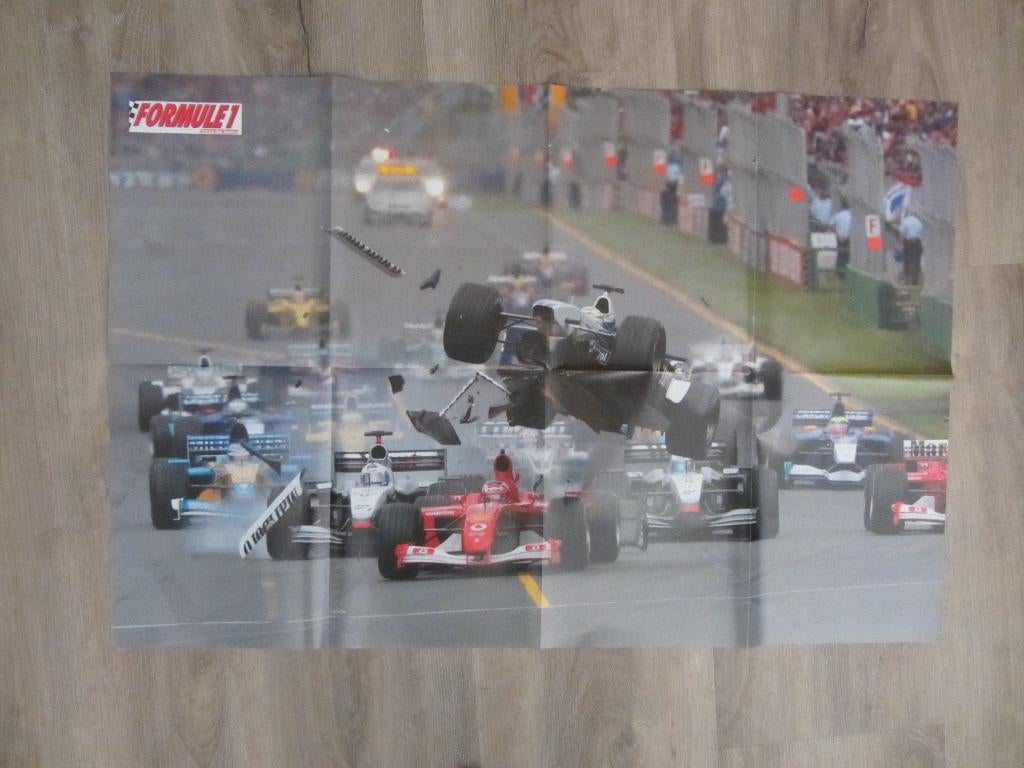 Crash Ralf Schumacher Melbourne Grand Prix 2002 (Formule 1), Verzamelen, Ophalen of Verzenden, Zo goed als nieuw, A1 t/m A3, Film en Tv
