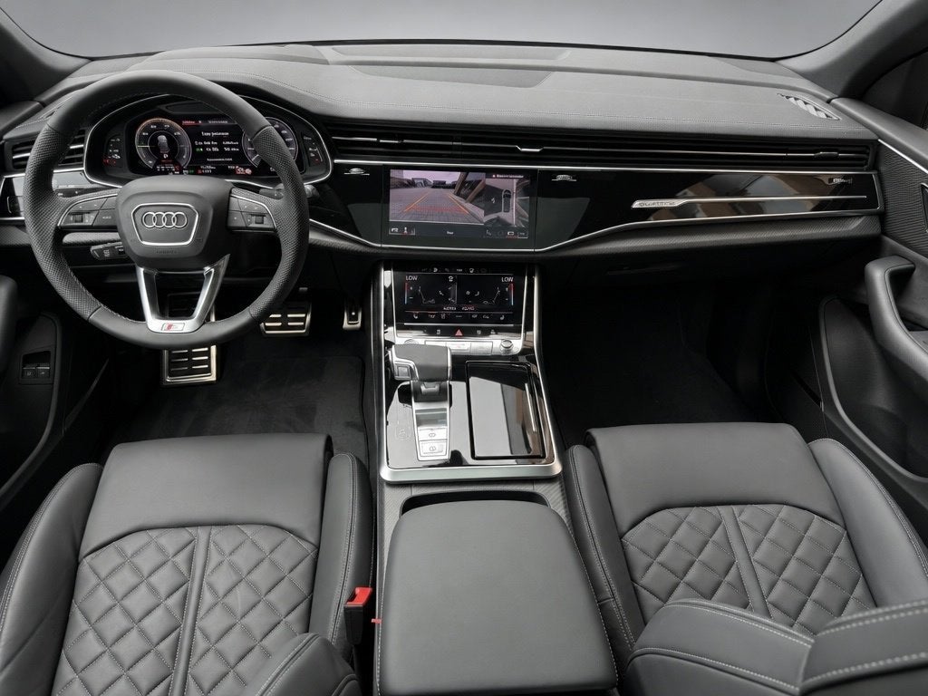 Audi Q8 60 TFSI e Quattro Competition | Head-up | B&O | Trek, Dealer onderhouden, Gebruikt, Euro 6, 2995 cc