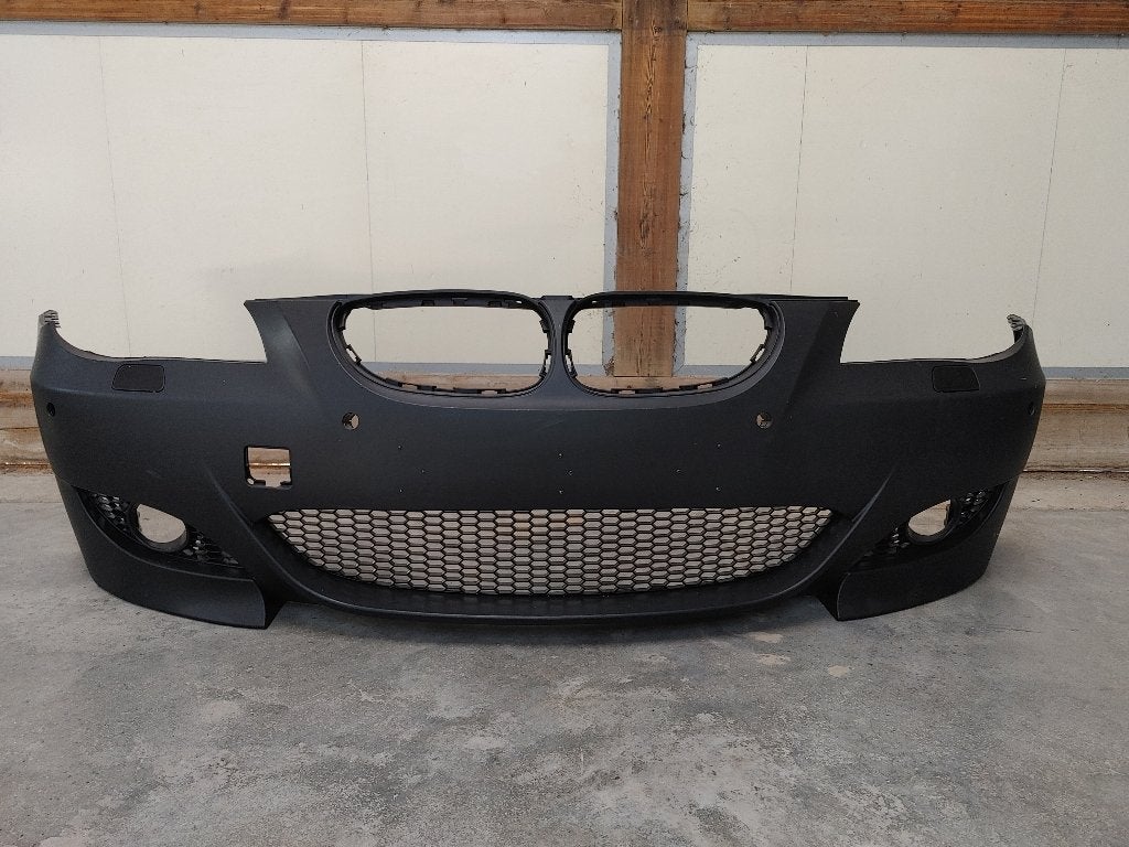 BMW e60 replica M5 bumper / voorbumper, Ophalen, Voor, BMW, Bumper