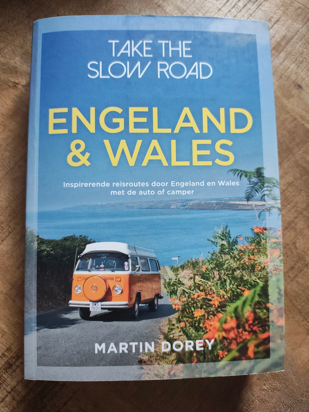 Take the Slow Road: Engeland & Wales - Reisgids Martin Dorey, Overige merken, Europa, Ophalen of Verzenden, Zo goed als nieuw