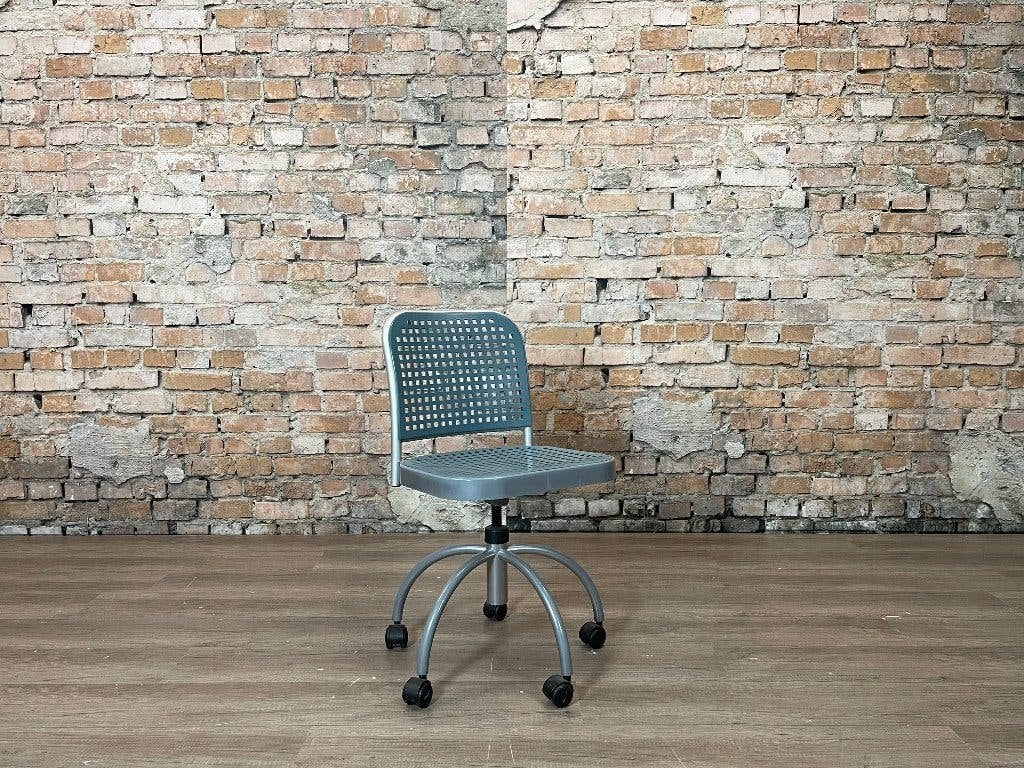 De Padova Silver – Grijsgroen | Vico Magistretti, Huis en Inrichting, Ophalen, Design, Zo goed als nieuw, Metaal