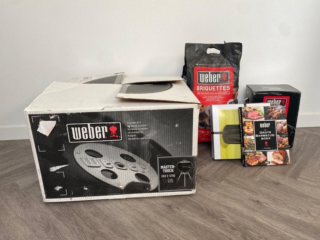 Weber master touch GBS E-5750 houtskoolbarbecue 57 cm zwart, Tuin en Terras, Houtskoolbarbecues, Nieuw, Met accessoires, Ophalen