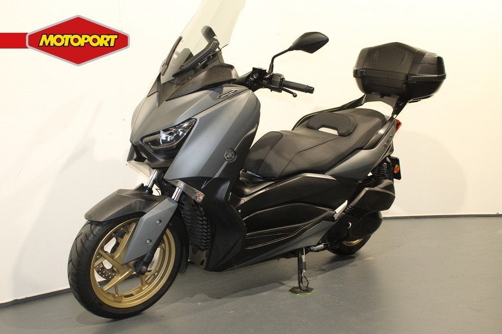 Yamaha XMAX 300 Tech MAX (bj 2021), Scooter, Klantenservice@yamaha-motor.nl, Koolhovenlaan 101
1119 NC  Schiphol-Rijk, NL, 12 t/m 35 kW