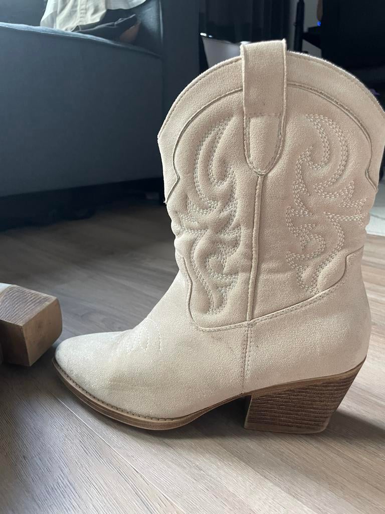Cowboy summer boots, Kleding | Dames, Beige, Lage of Enkellaarzen, Ophalen of Verzenden, Gedragen