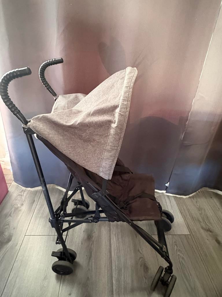 Zo goed als nieuwe kinderbuggy, Kinderen en Baby's, Buggy's, Zo goed als nieuw, Overige merken, Zonnekap, Ophalen
