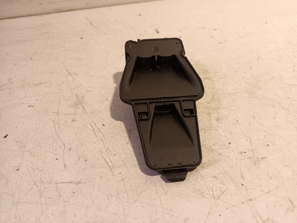 Regensensor Seat Mii, Onderdelen@venauto.nl, Van der Ven Autorecycling B.V., Gebruikt, Ettenseweg 76, 4706 PB Roosendaal, The Netherlands