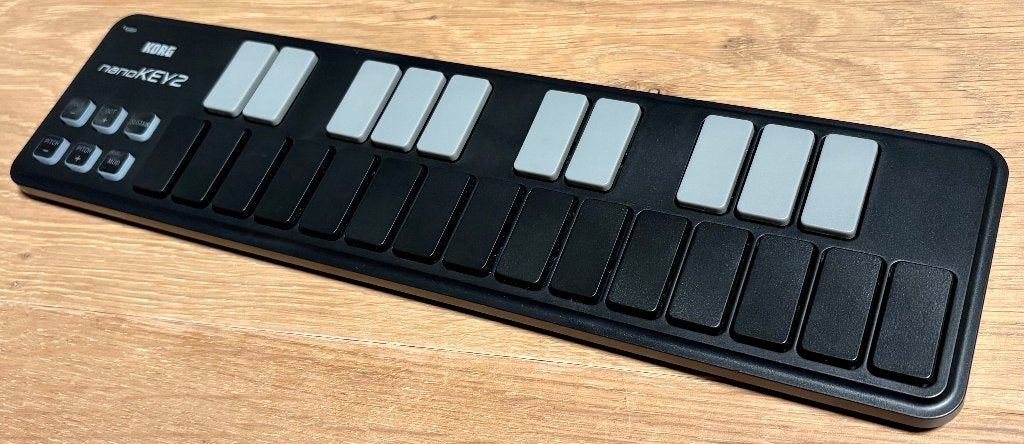 Korg NanoKey2 - MIDI controller, Korg, Zo goed als nieuw, Aanslaggevoelig, Overige aantallen