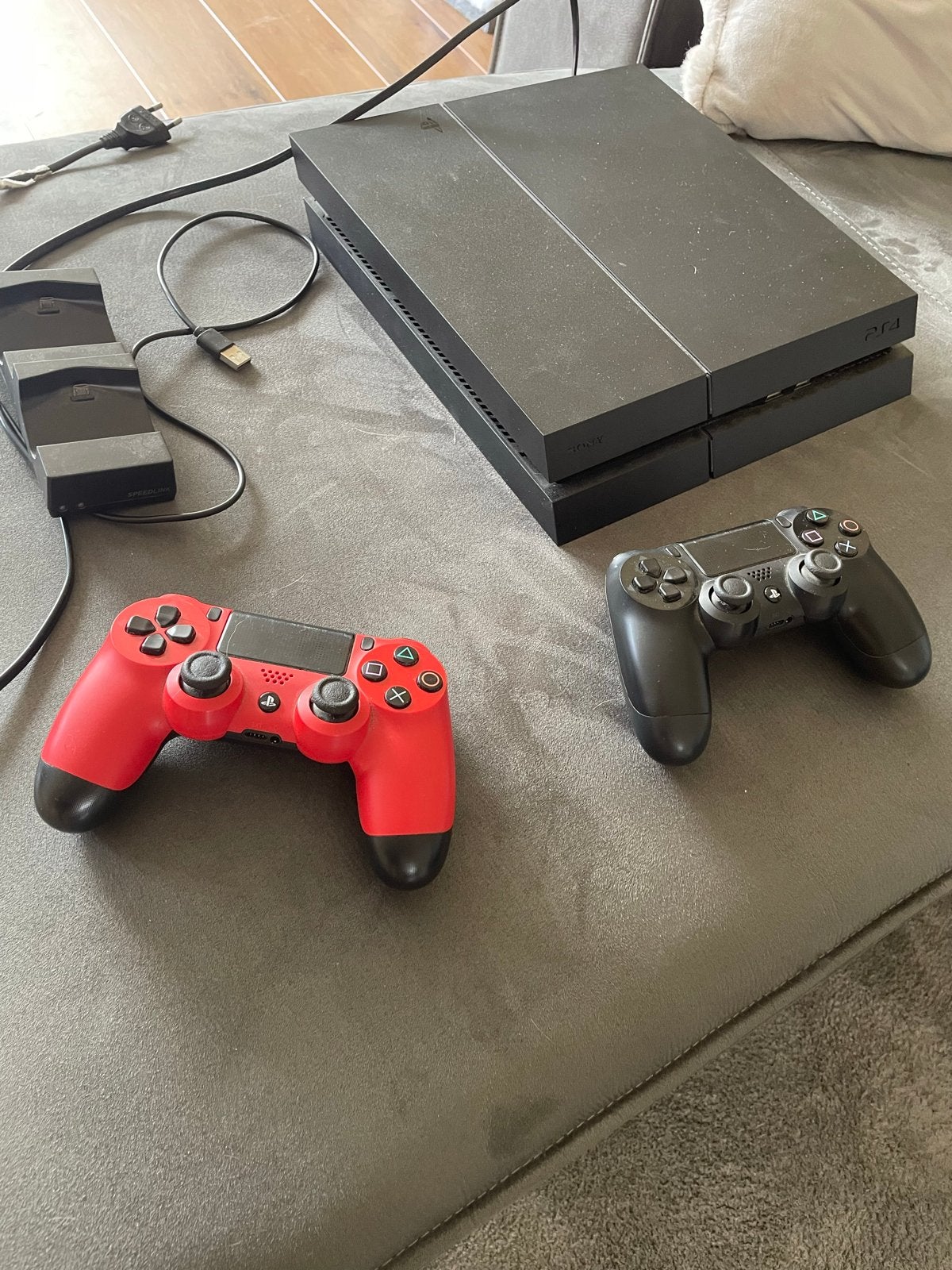 PlayStation 4 (PS4) 500GB met 2 controllers en games, Spelcomputers en Games, Spelcomputers | Sony PlayStation 4, Ophalen, Met 2 controllers