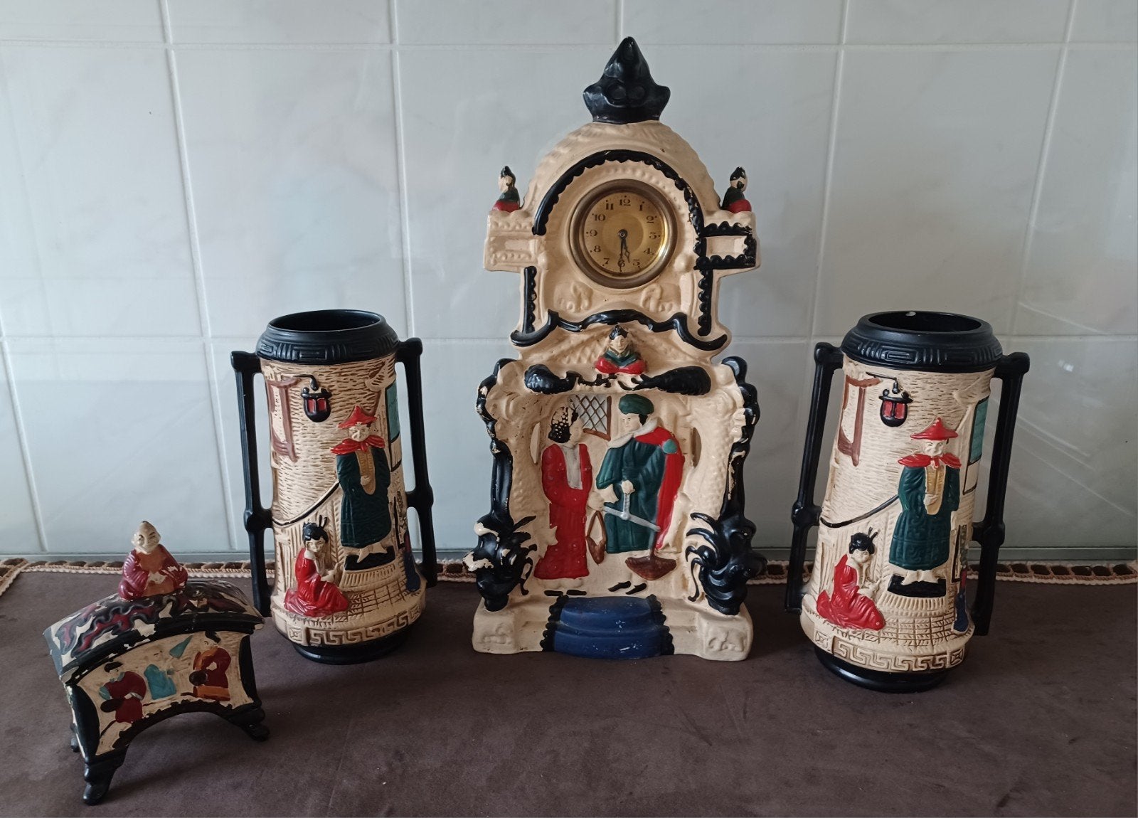 Antiek aardewerk klokstel met 2 vazen en potje, Engels, Antiek en Kunst, Antiek | Keramiek en Aardewerk, Ophalen of Verzenden