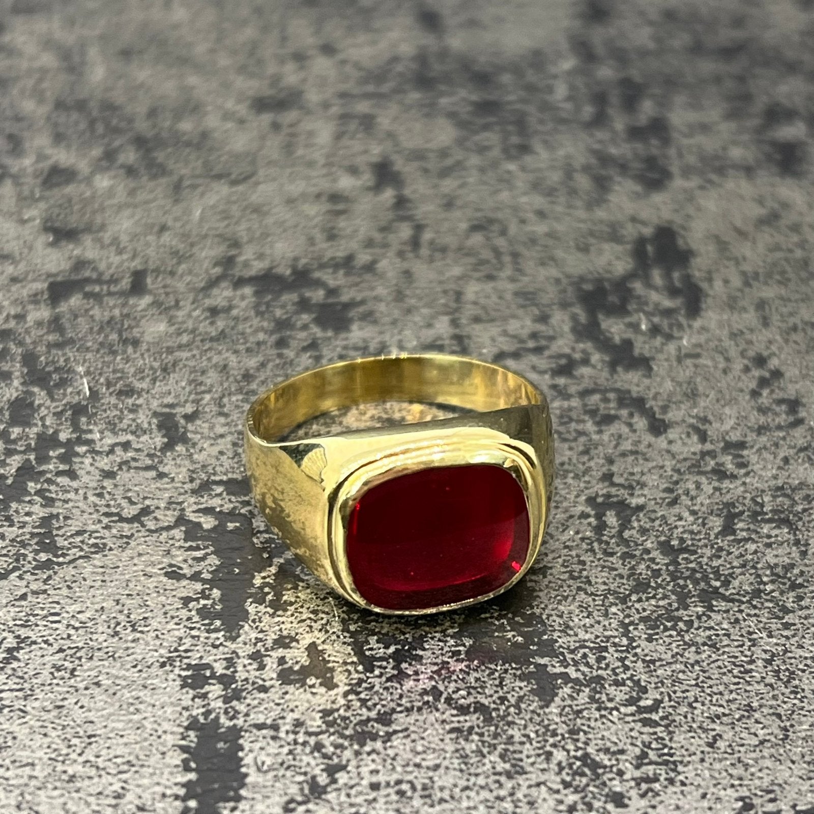 14k gouden ring robijn model nieuw, Ophalen of Verzenden, Nieuw, Goud, Heer