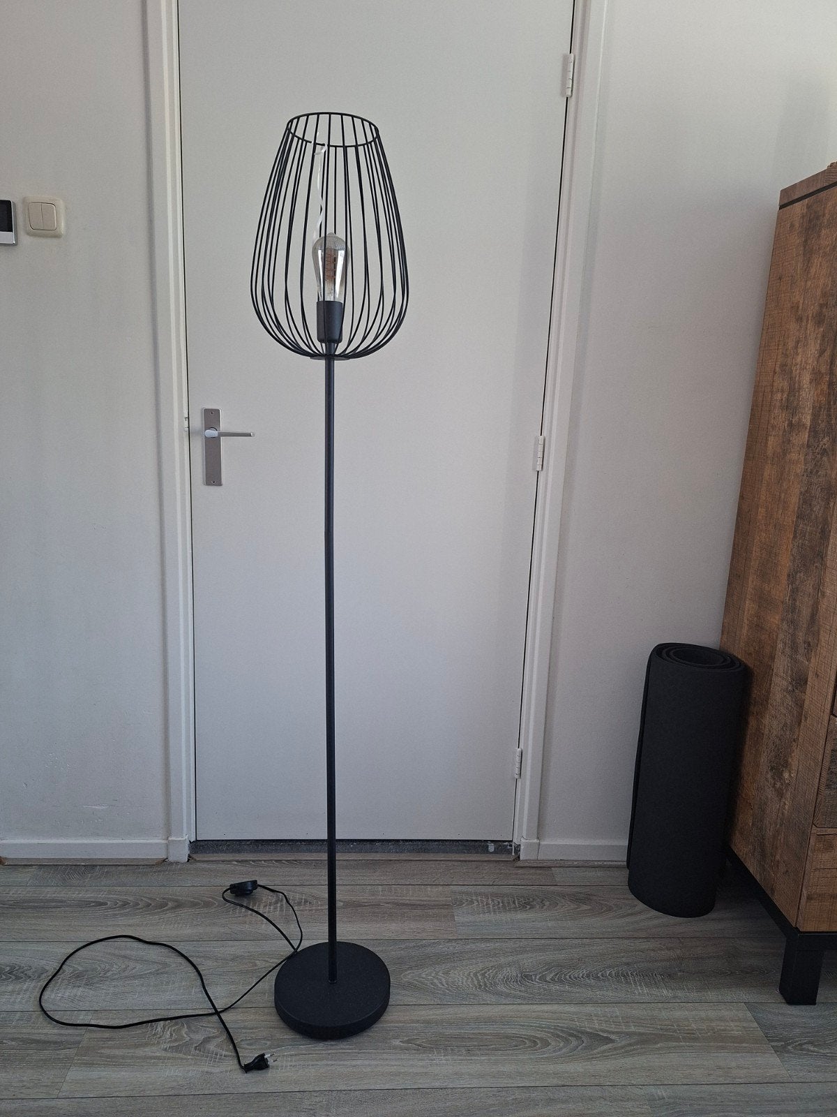 Zwarte staande lamp met draadkooi design, Ophalen, Gebruikt, Modern, Industrieel, E27 (groot)