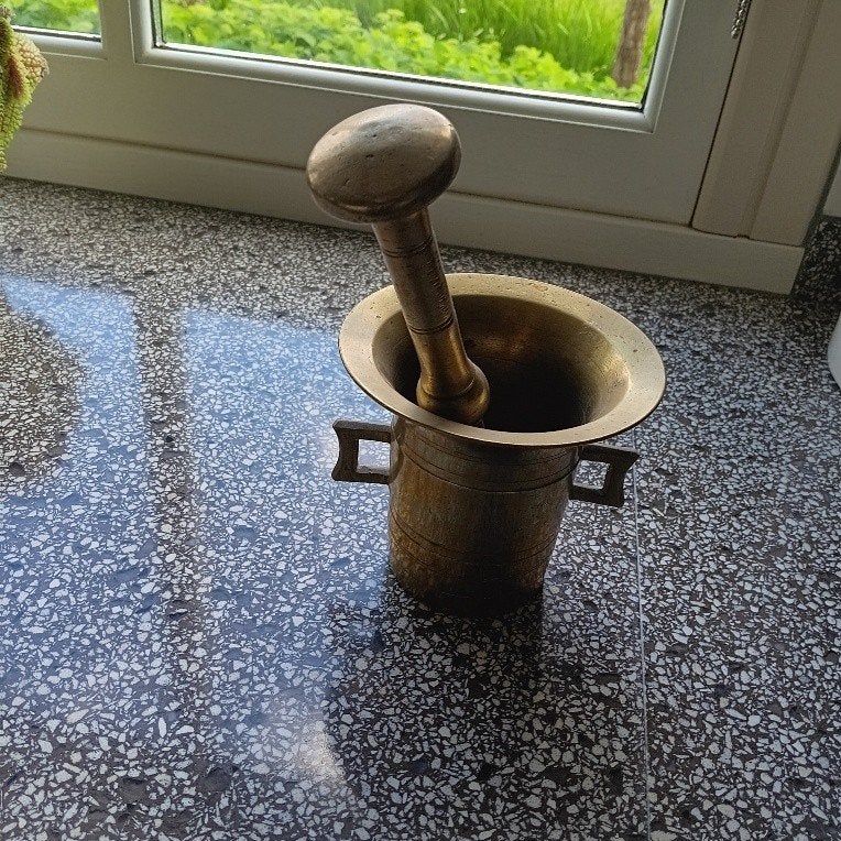 Messing vijzel, Antiek en Kunst, Antiek | Koper en Brons, Verzenden