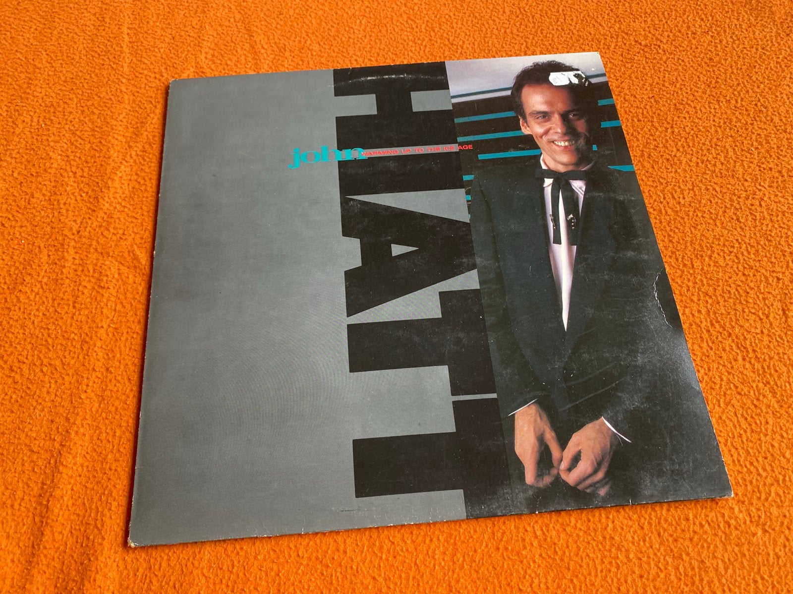 John Hiatt, Ophalen of Verzenden, Zo goed als nieuw, Overige formaten