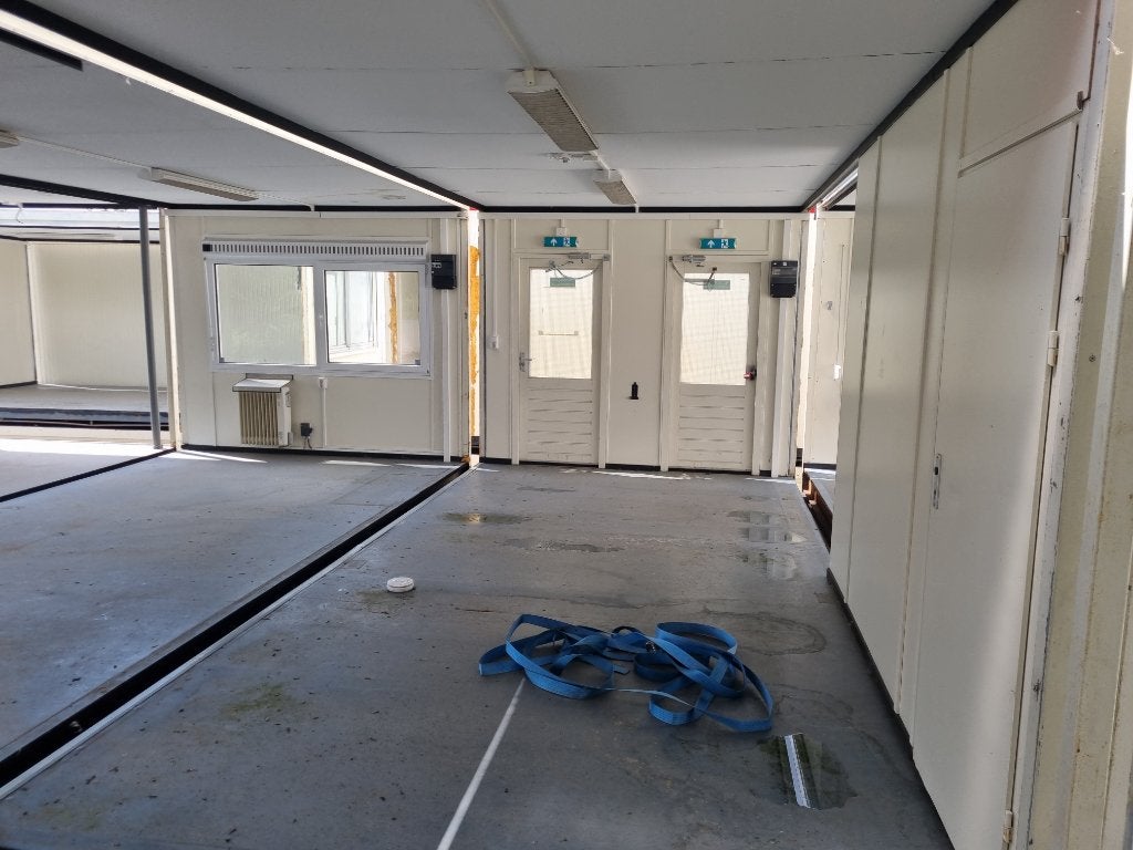 20 Goedkope De Meeuw Kombi Units Woonunit Kantoorunit, Ophalen