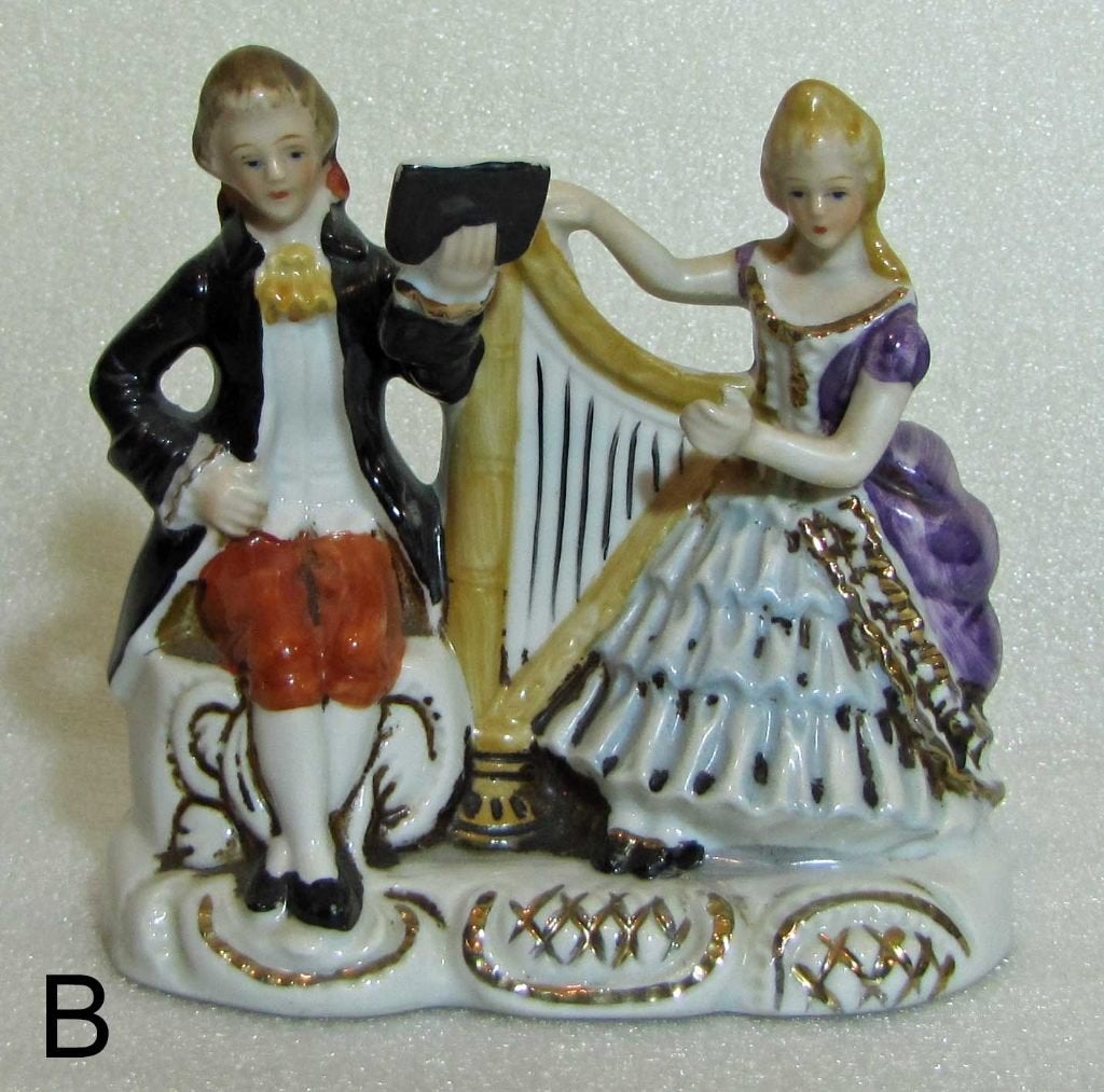 miniatuur harp van porselein met harpiste en zanger, Ophalen of Verzenden