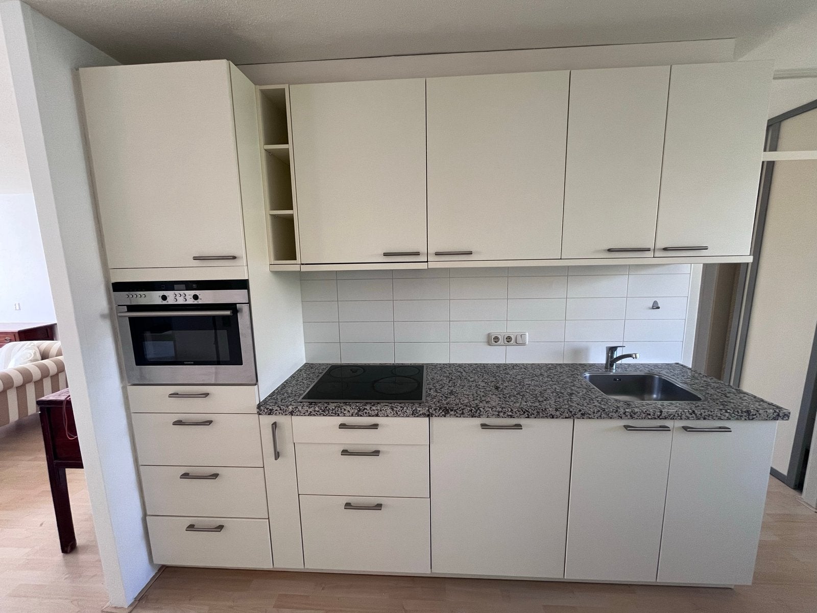 Complete keuken met Siemens apparatuur en granieten blad, Ophalen, Gebruikt, Graniet of Steen, Enkelwandige keuken