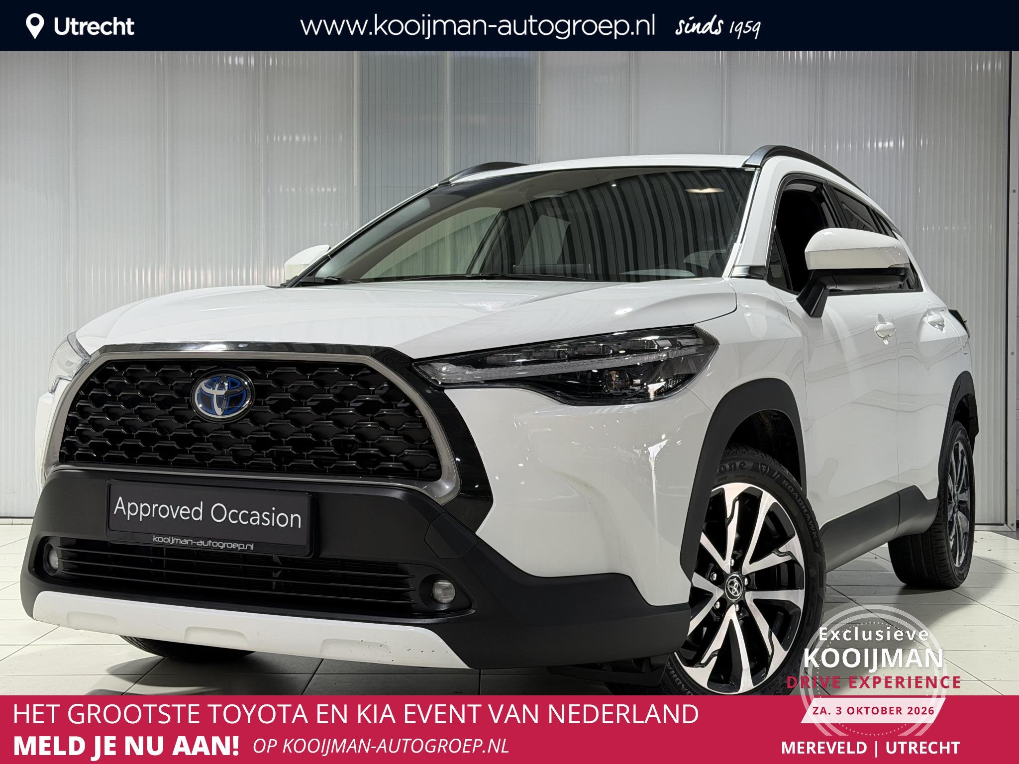 Toyota Corolla Cross Hybrid 140 Dynamic Elektrische achterkl, Auto's, Dealer onderhouden, Stof, 4 cilinders, Wit
