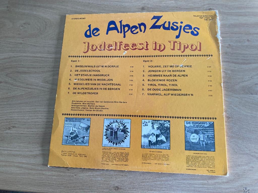LP De Alpenzusjes, Ophalen of Verzenden, Gebruikt, Overige formaten, Levenslied of Smartlap