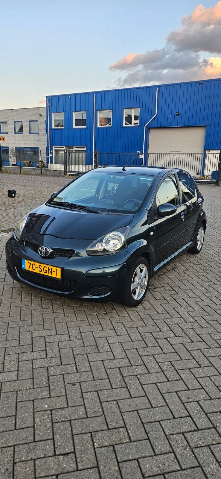 Toyota Aygo 1.0 Aspiration, met Navi, Auto's, Voorwielaandrijving, Dealer onderhouden, 4 stoelen, 68 pk