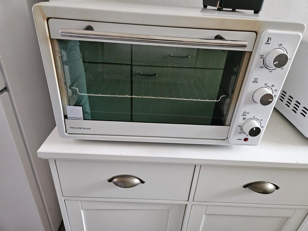 Technolux oventje - Goede staat, weinig gebruikt, Witgoed en Apparatuur, Ophalen, Zo goed als nieuw, Vrijstaand, Oven