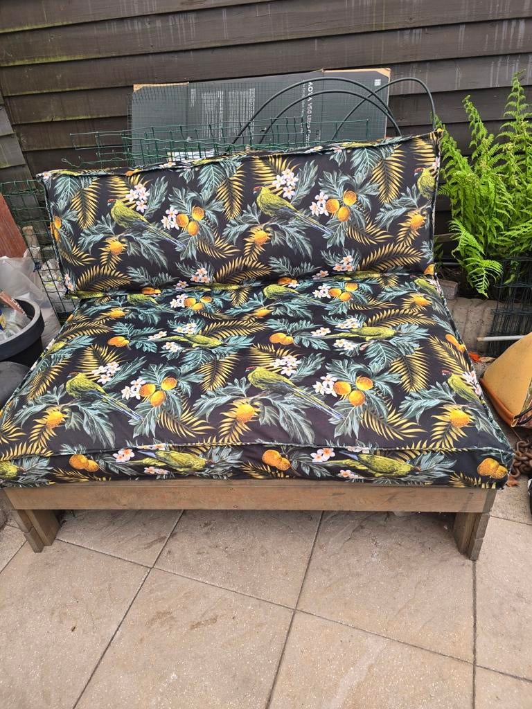 Palletbank met kussens als nieuw, Tuin en Terras, Tuinbanken, Hout, Ophalen