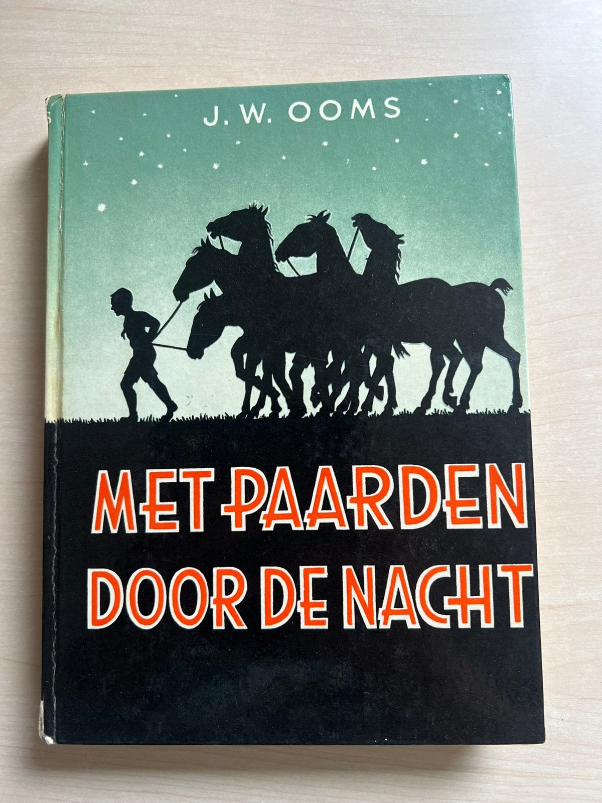 Met paarden door de nacht door J. W. Ooms, Boeken, Ophalen of Verzenden, Gelezen