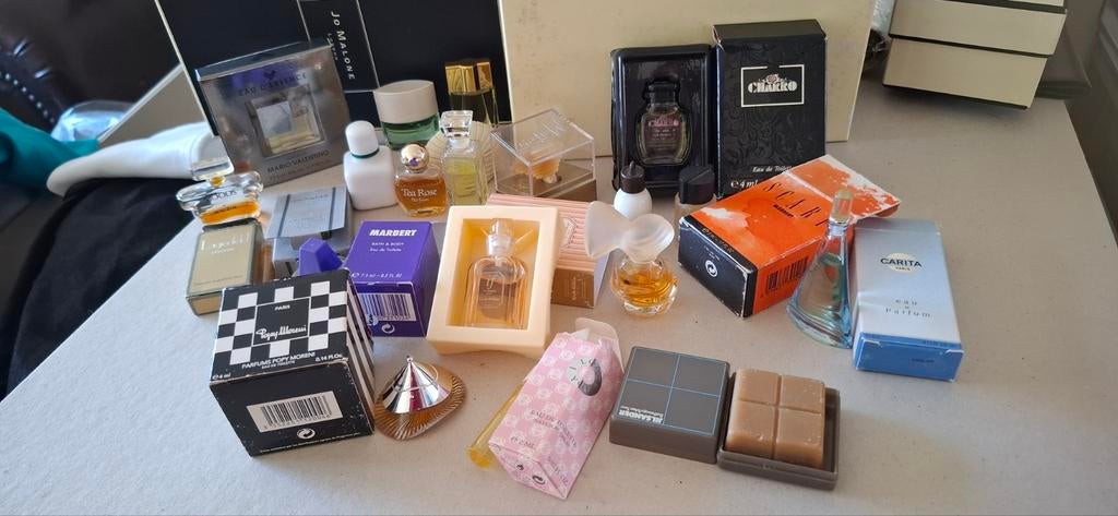 @oude 18 mini's, 2proefjes+zeep@, Verzamelen, Parfumverzamelingen, Ophalen of Verzenden, Zo goed als nieuw, Parfumfles