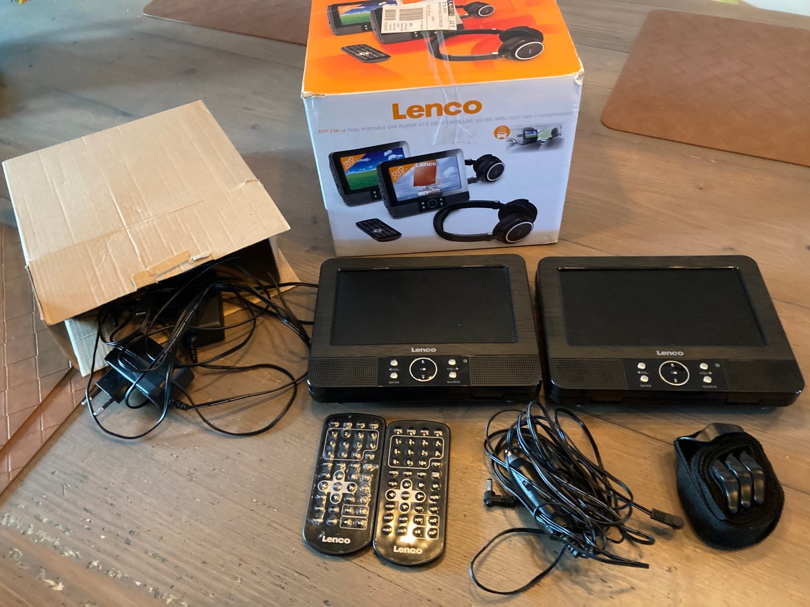 Portable Dvd spelers 7 inch, zonder headphones, Ophalen, Zo goed als nieuw, Overige merken