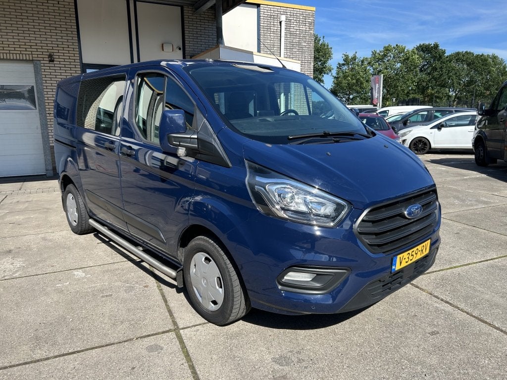 Ford Transit Custom 280 2.0 TDCI DUBBELE CABINE NAVI 130 PK, Voorwielaandrijving, Stof, Euro 6, 4 cilinders