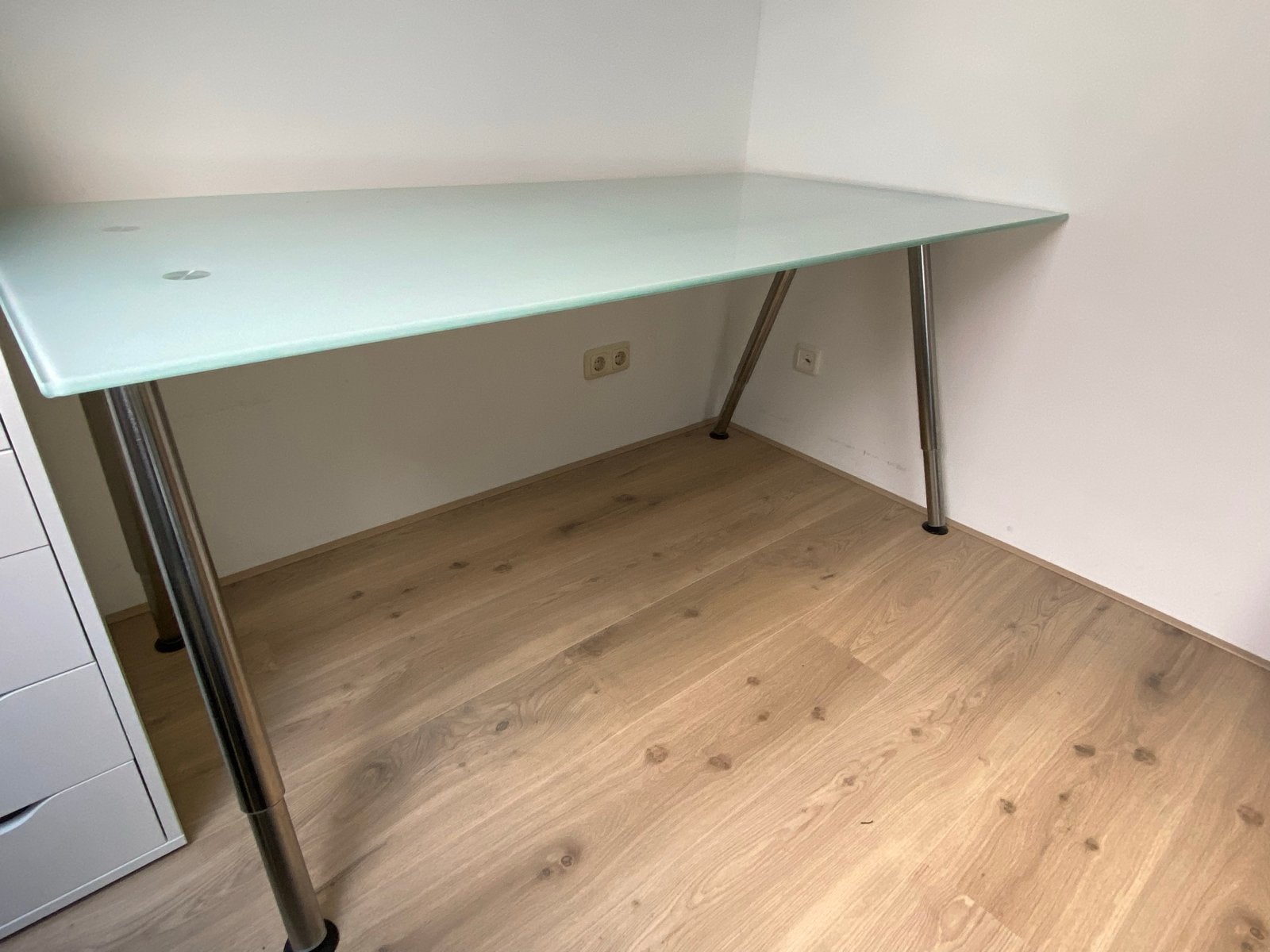 IKEA Galant Glazen bureau met verstelbare poten, Ophalen, 160 cm, Gebruikt, In hoogte verstelbaar