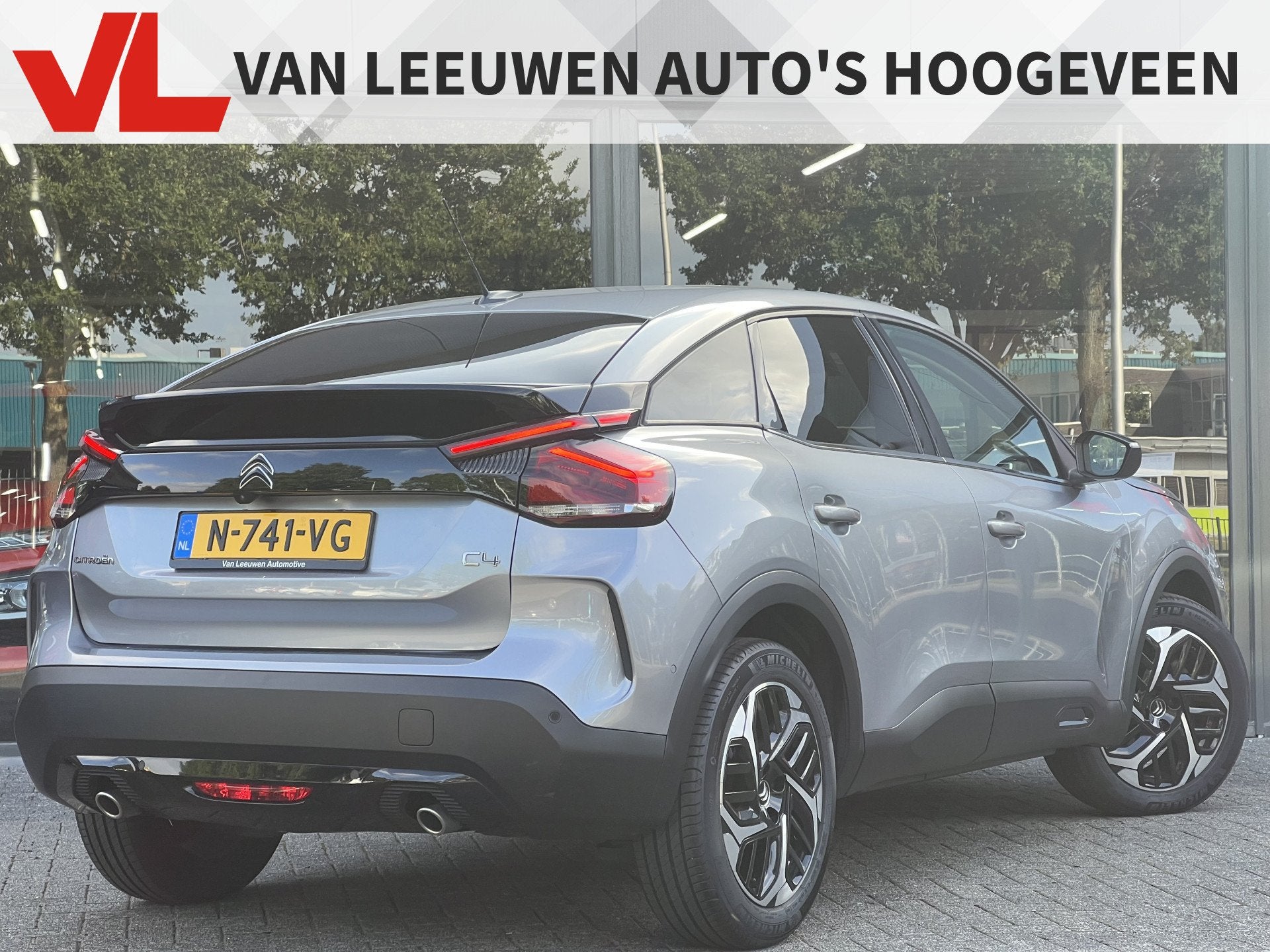 Citroën C4 1.2 Puretech Shine | Camera | Head-up display |, Auto's, Voorwielaandrijving, Gebruikt, 1199 cc, Origineel Nederlands